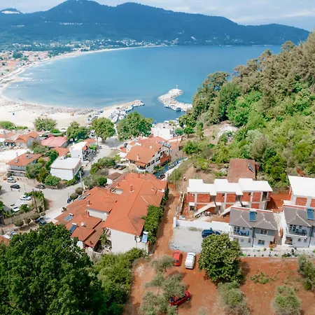 Evergreen Thassos *